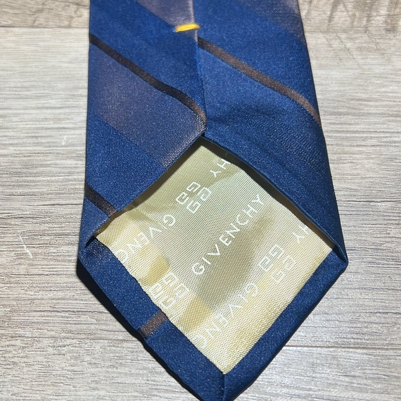 GIVENCHY Tie - Picture 6 of 8